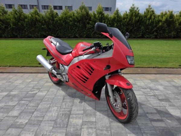 Suzuki RF, 1996 г.