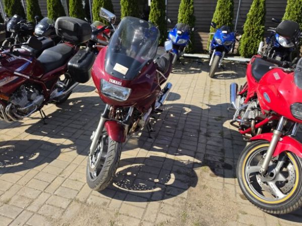 Yamaha XJ, 1999 г.