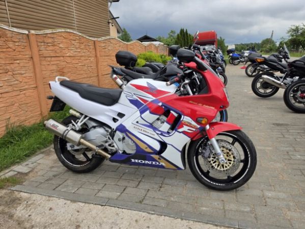 Honda CBR, 1995 г.
