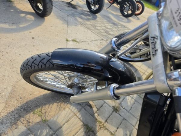 Suzuki VL800, 1999 г.