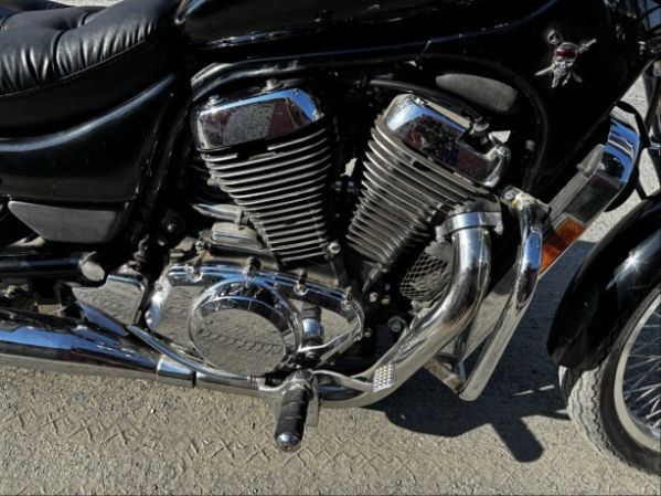 Suzuki Intruder vs 800 GLP, 2000 г.