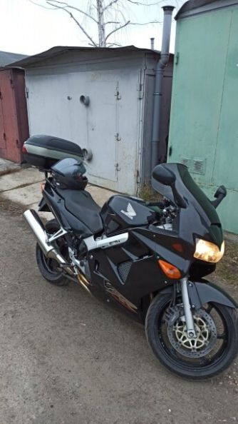 Honda VFR, 2001 г.
