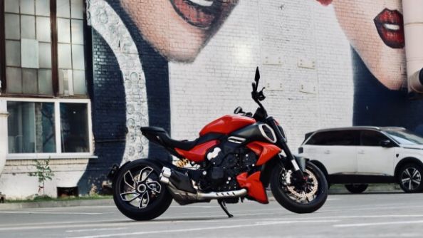Ducati Diavel V4, 2024 г.
