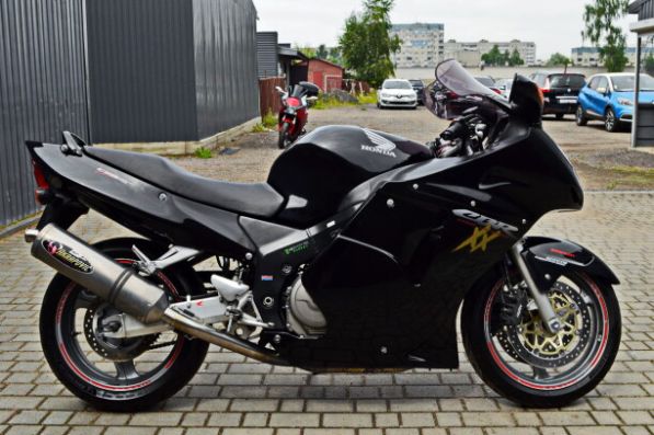 Honda CBR 1100XX Дрозд, 2003 г.