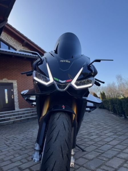 Aprilia RSV4 Factory Ultra Dark, 2022 г.