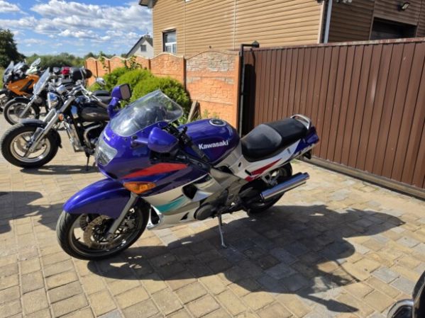 Kawasaki ZZR, 1996 г.