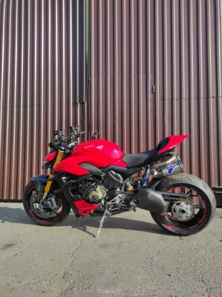 Ducati Streetfighter V4s, 2021 г.