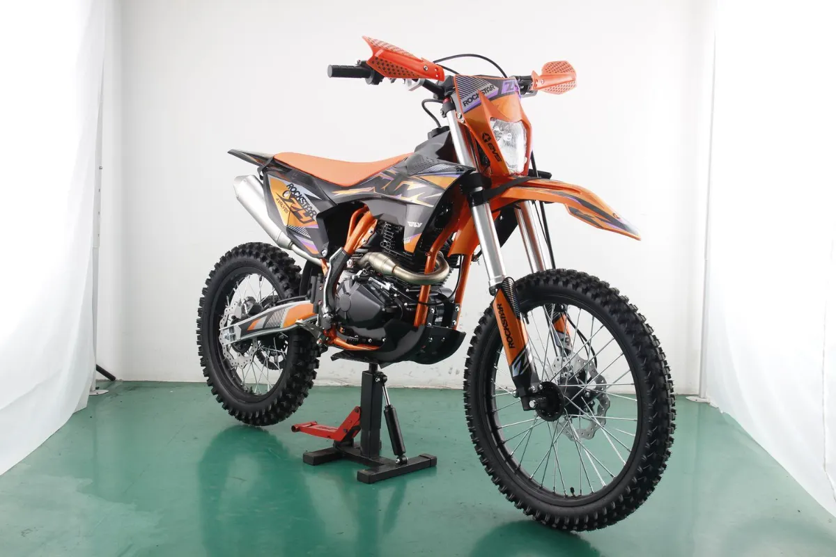 Кроссовый Racer Z 4, 2025 г.