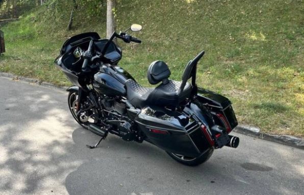Harley-Davidson Road Glide FLTRX, 2024 г.