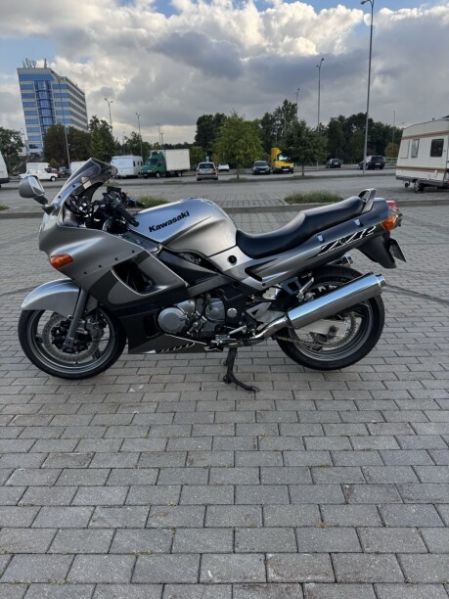 Kawasaki ZZR, 2003 г.