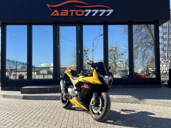 Suzuki GSX-R 6R, 2013 г.