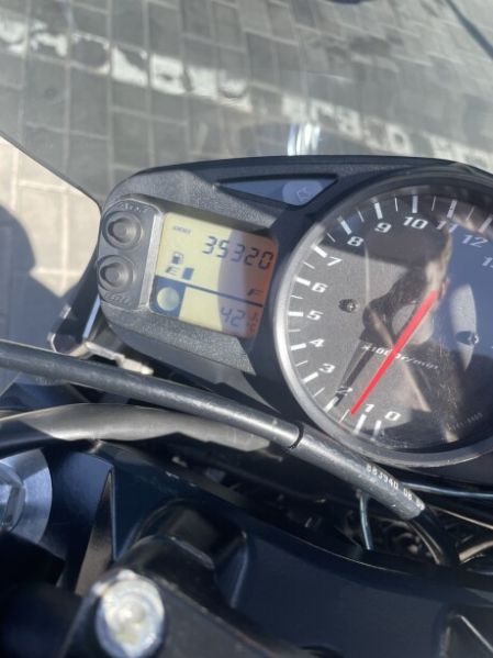 Suzuki GSR, 2008 г.