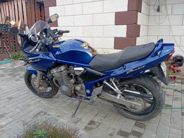 Suzuki Bandit, 2002 г.