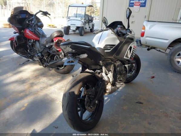  EX 650