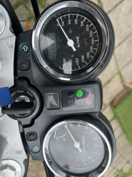 Honda CB 900F SC48 hornet, 2003 г.