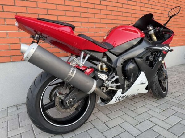 Yamaha YZF R1 RN09, 2003 г.