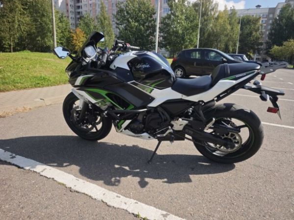  Ninja EX650