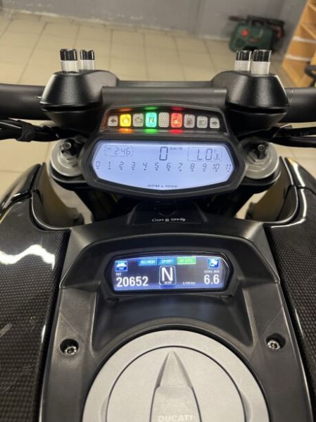 Ducati Diavel, 2011 г.