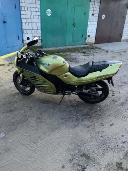 Suzuki RF 600, 2000 г.