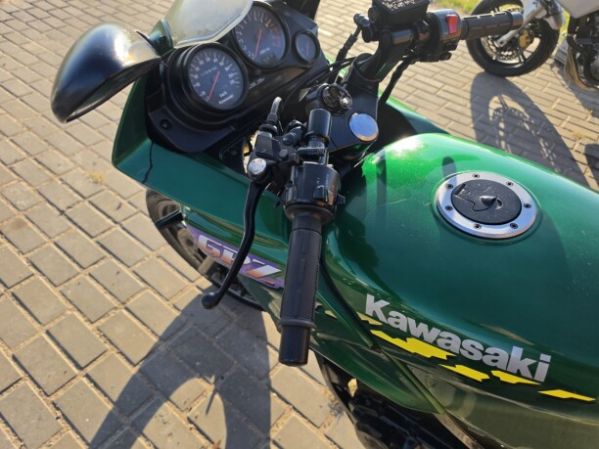Kawasaki GPZ, 2000 г.