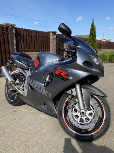 Suzuki GSX-R, 2002 г.