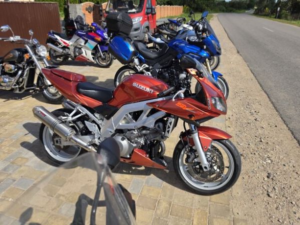 Suzuki SV 1000, 2003 г.