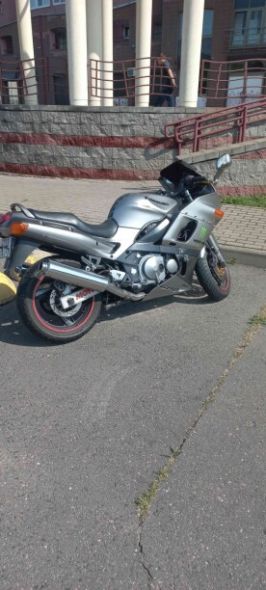 Kawasaki ZZR ZZR600, 2001 г.