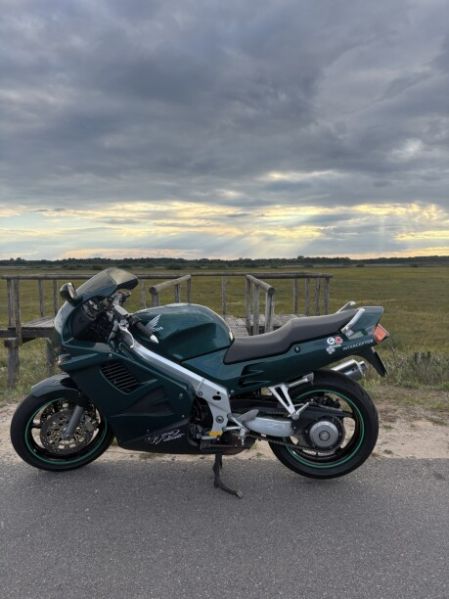 Honda VFR, 1997 г.
