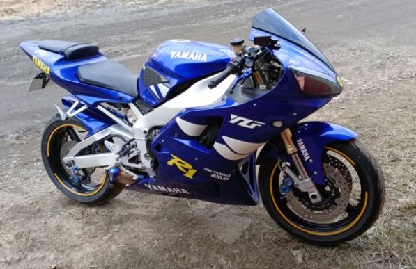 Yamaha YZF R1, 2002 г.