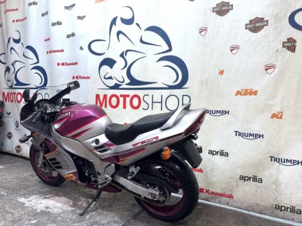 Suzuki RF 900, 1995 г.