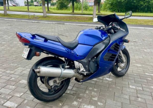 Suzuki RF, 1996 г.