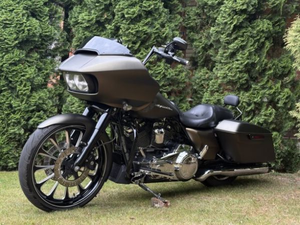 Harley-Davidson Road Glide FLTRXS, 2017 г.
