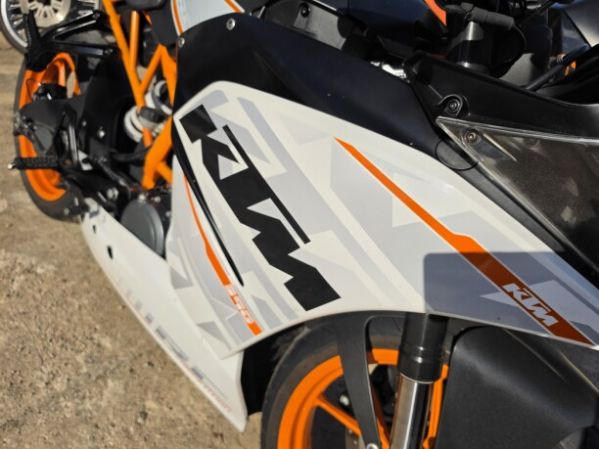 KTM 390, 2016 г.