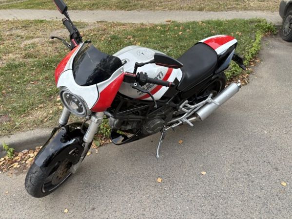 Ducati Monster M600, 1999 г.