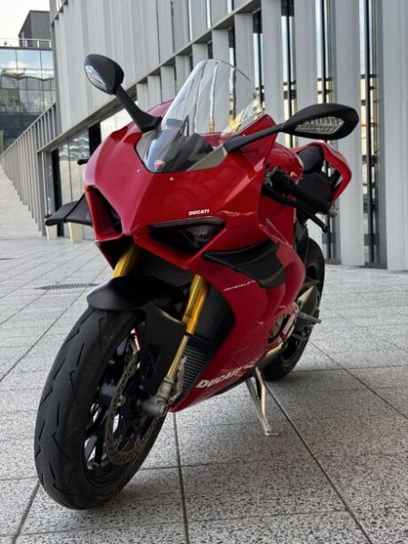 Ducati Superbike Panigale V4S, 2020 г.