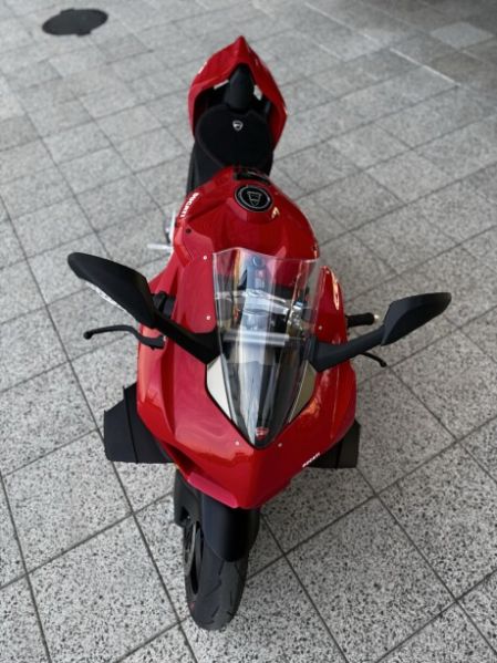 Ducati Superbike Panigale V4S, 2020 г.