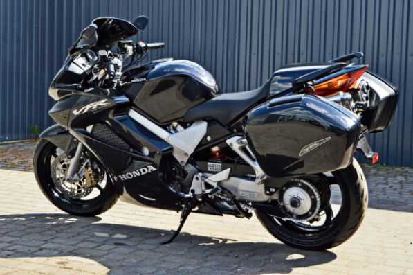 Honda VFR 800 Vtec c ABS, 2004 г.
