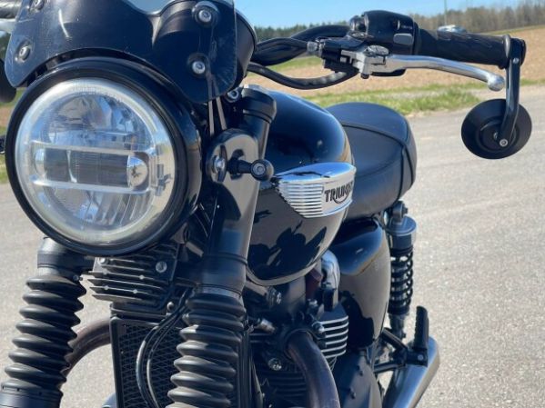 Triumph Bonneville T100 Black, 2016 г.