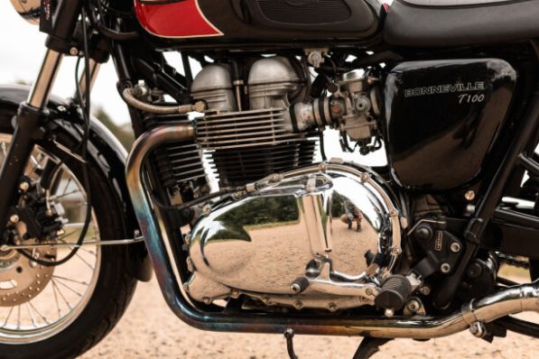 Triumph Bonneville T100, 2006 г.