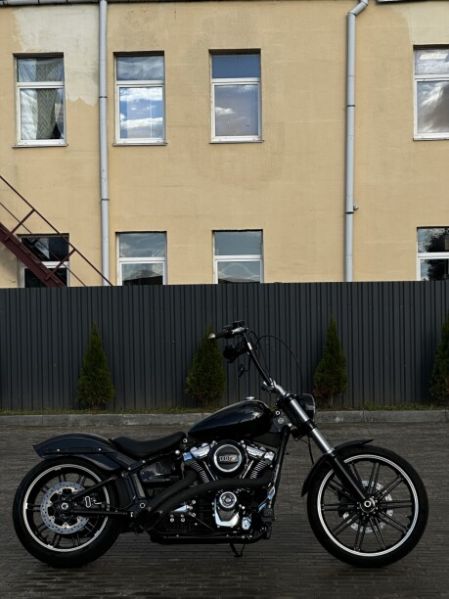Harley-Davidson Breakout, 2018 г.