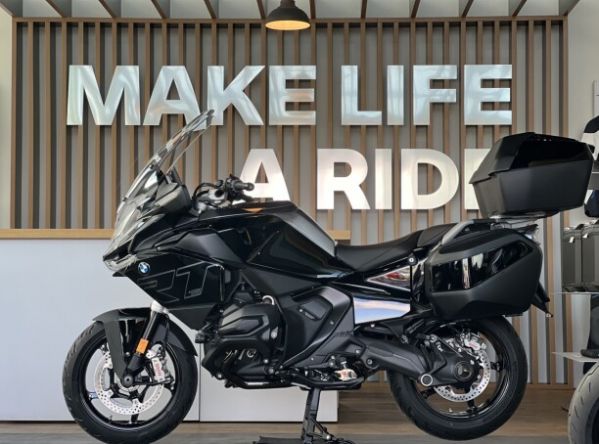 BMW R 1300 RT Triple Black, 2026 г.