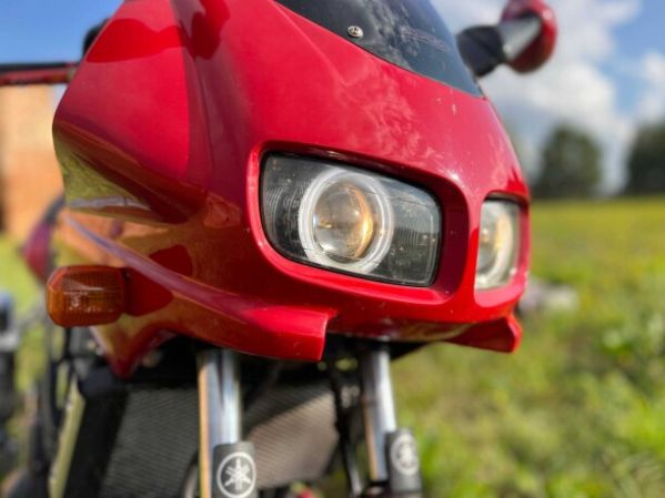 Yamaha FZS, 2000 г.