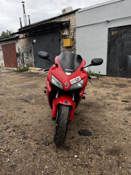 Honda CBR 1000 RR Fireblade, 2004 г.
