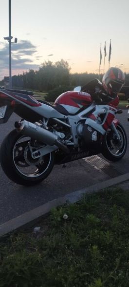 Yamaha YZF 600, 1999 г.