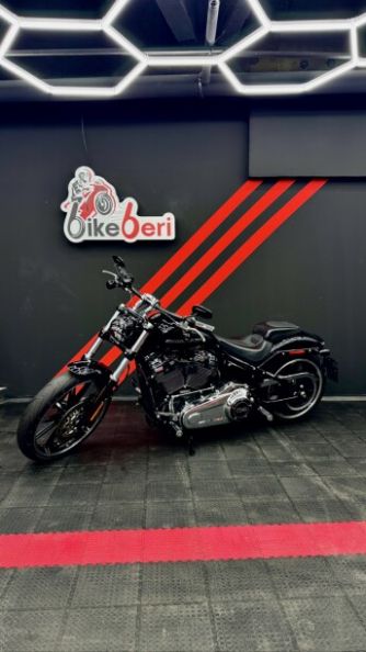 Harley-Davidson Breakout, 2020 г.