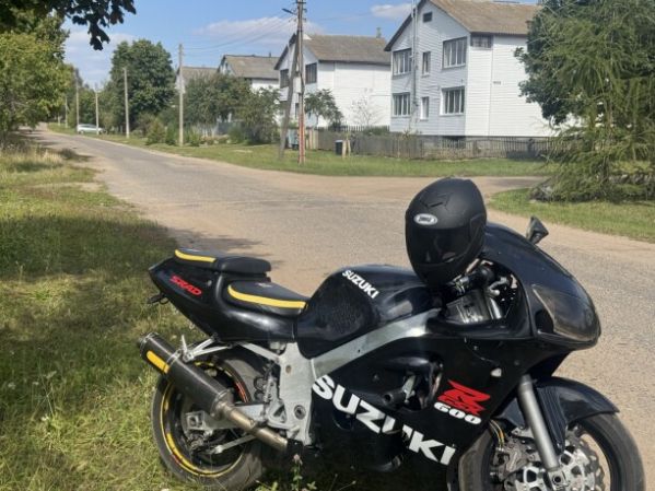 Suzuki GSX-R, 1999 г.