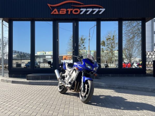 Yamaha FZS 1000, 2002 г.