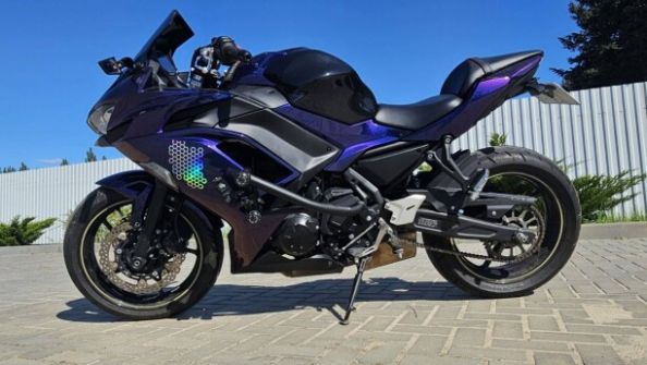  EX 650P