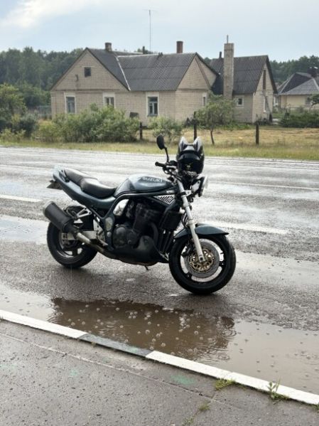 Suzuki Bandit, 2001 г.