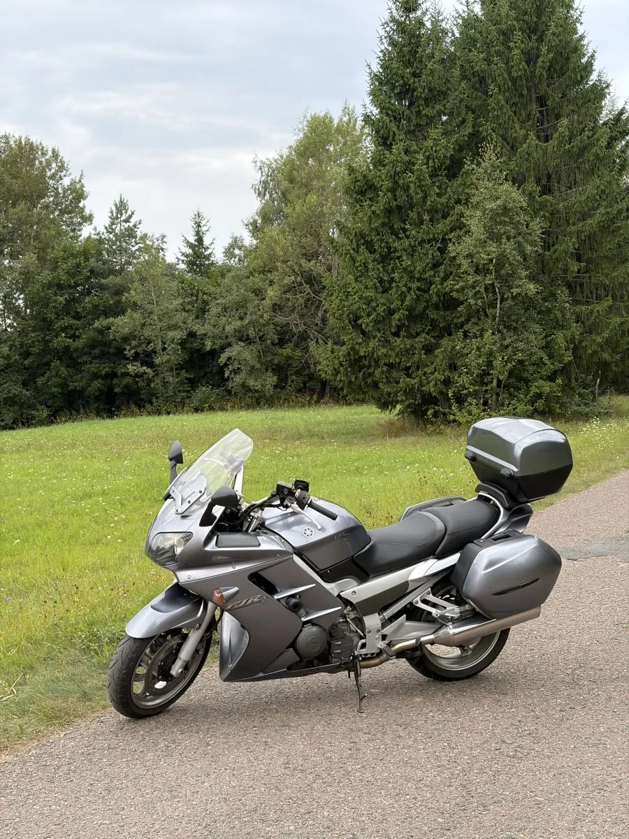 Спорт-турист Yamaha FJR, 2005 г.